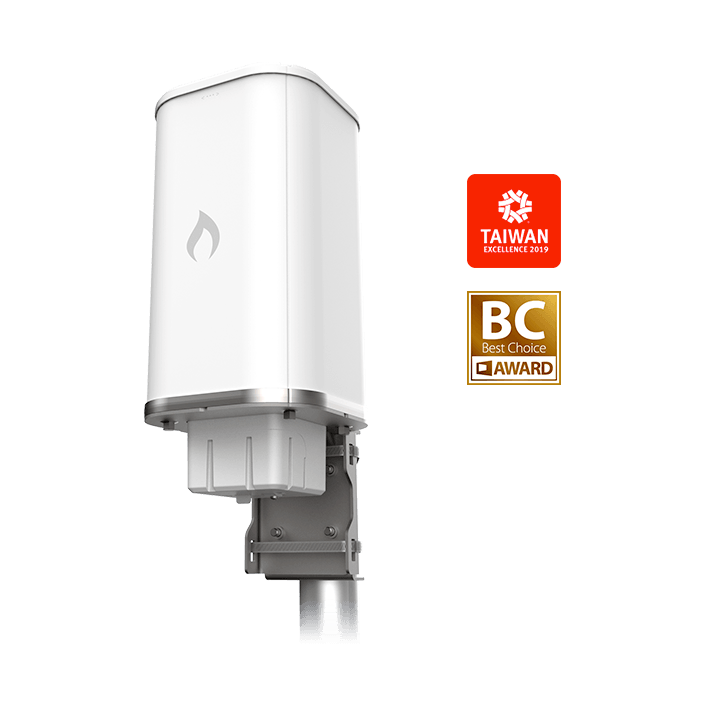 MetroLinq™ 10G Tri-Band Omni